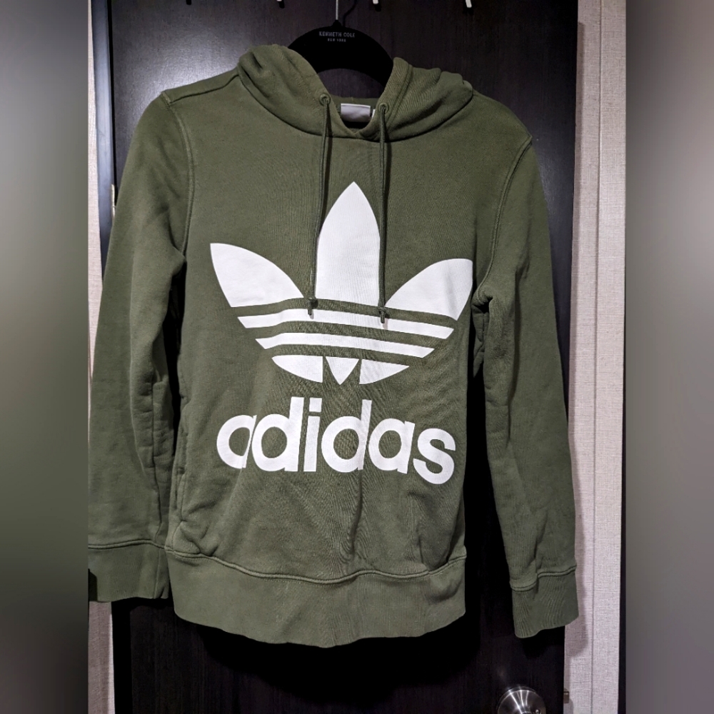Adidas pullover/hoodie